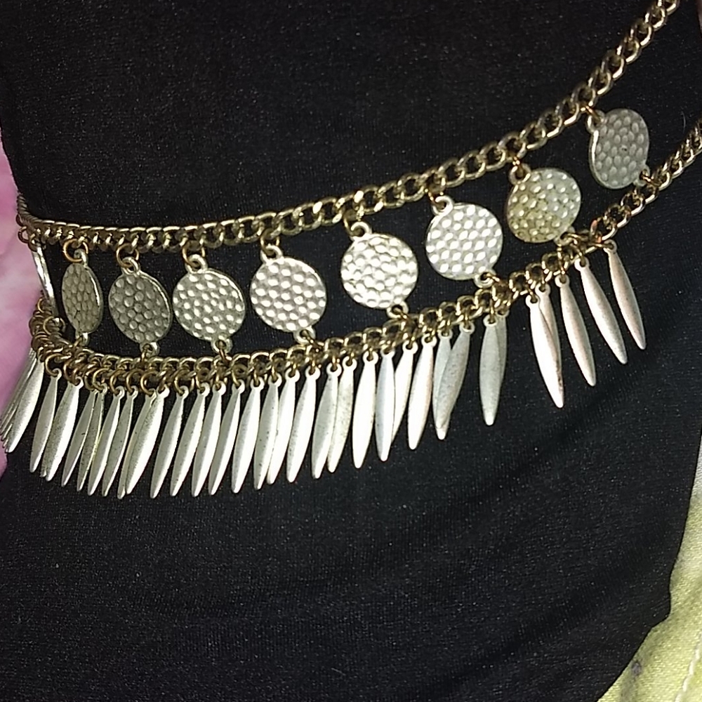 Jewelry - Picture 5 of 9